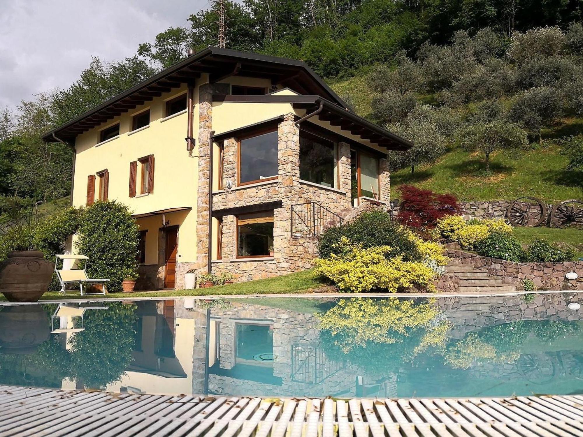 Villa In Pisogne With Pool Garden And Lake View Exterior photo
